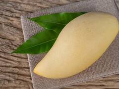 सन टैनिंग से हैं परेशान तो चेहरे पर लगा लें आम से बना ये दो फेस पैक...खिल उठेगी त्वचा