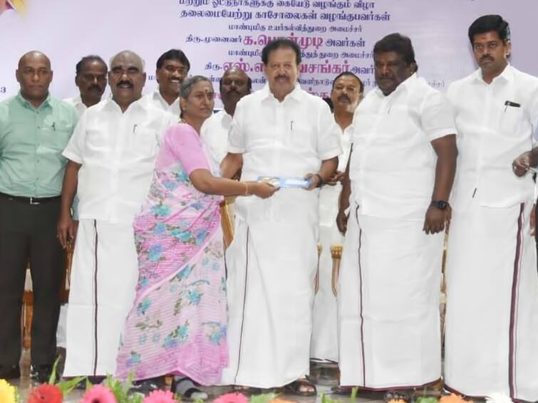 Transport sector is in disarray under the AIADMK regime says Transport Minister s.s Sivashankar TNN அதிமுக ஆட்சியில் போக்குவரத்து துறை சீர்குலைந்து விட்டது -  அமைச்சர் சிவசங்கர்