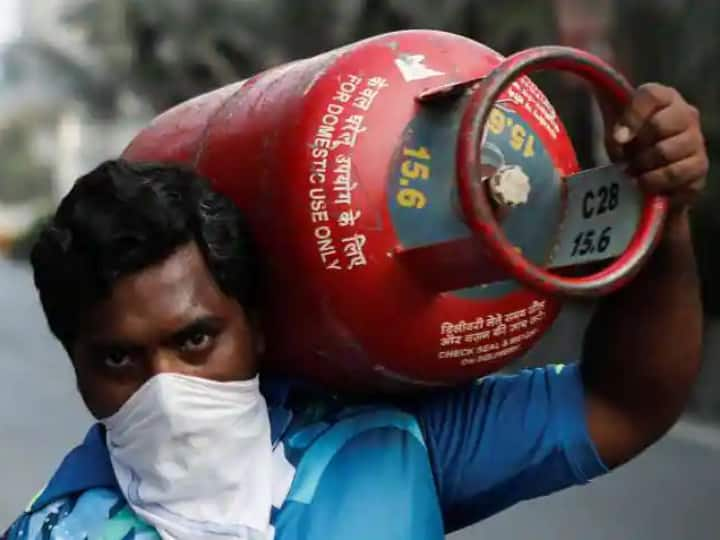 Special Number on LPG Gas Cylinder Know Meaning in Hindi and other Number on Gas Cylinder: LPG सिलेंडर पर यूं ही नहीं लिखा होता है ये नंबर, जानिए इसका खास मतलब 