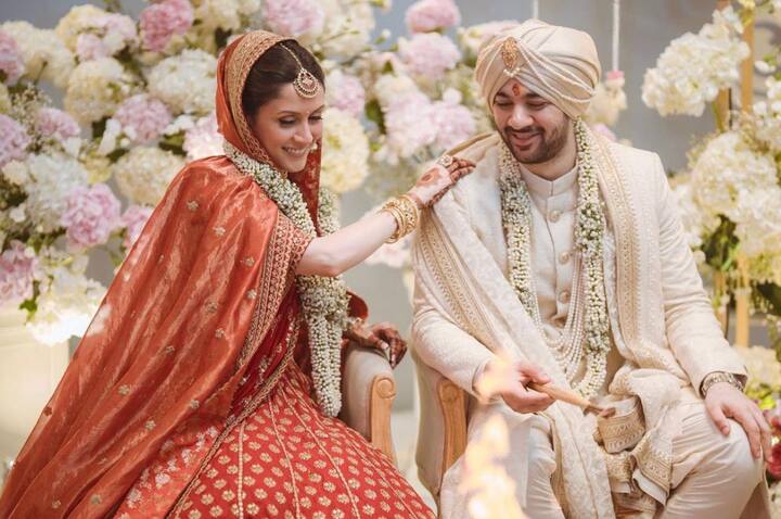 Karan Deol Drisha Acharaya Wedding : बॉलिवूड अभिनेता सनी देओल यांचा लेक करण देओल  नुकताच सिने-दिग्दर्शक बिमल रॉय यांच्या नातीसोबत म्हणजेच द्रिशा आचार्यसोबत लग्नबंधनात अडकला आहे.