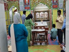 షార్ట్‌లు మినీ స్కర్ట్‌లు వేసుకుని వస్తే ఆలయంలోకి అడుగు పెట్టనివ్వం - భక్తులకు వార్నింగ్