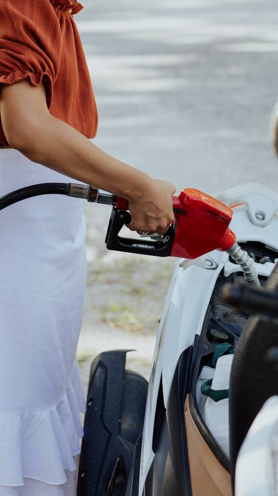 पुणे, नाशकात पेट्रोल-डिझेलचे दर घटले?