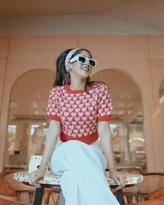 Chandini Chowdary Photos: చాందిని చౌదరి వింటేజ్ లుక్!