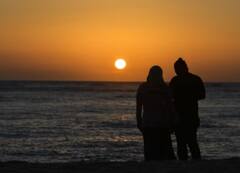 अवैध संबंध बनाया या पार्टनर से तलाक लिया तो चली जाएगी नौकरी, कर्मचारियों के लिए सख्त हुई ये कंपनी