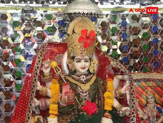 ਇਸ ਵਿੱਚ ਦਸ ਮਹਾਵਿਦਿਆ ਦੀ ਪੂਜਾ ਕੀਤੀ ਜਾਂਦੀ ਹੈ। ਇਹ ਨਰਾਤੇ ਬਹੁਤ ਹੀ ਗੁਪਤ ਤਰੀਕੇ ਨਾਲ ਮਨਾਏ ਜਾਂਦੇ ਹਨ। ਯਾਨੀ ਇਸ ਨੂੰ ਜਨਤਕ ਤੌਰ 'ਤੇ ਨਹੀਂ ਮਨਾਇਆ ਜਾਂਦਾ। ਇਸੇ ਕਰਕੇ ਇਸ ਨੂੰ ‘ਗੁਪਤ ਨਰਾਤੇ’ ਕਿਹਾ ਜਾਂਦਾ ਹੈ। ਇਸ ਨਰਾਤੇ 'ਚ ਕੀਤੇ ਜਾਣ ਵਾਲੇ ਕੁਝ ਉਪਾਅ ਬਹੁਤ ਫਾਇਦੇਮੰਦ ਹੁੰਦੇ ਹਨ। ਅਜਿਹਾ ਕਰਨ ਨਾਲ ਨੌਕਰੀ ਅਤੇ ਕਾਰੋਬਾਰ ਵਿਚ ਤਰੱਕੀ ਹੁੰਦੀ ਹੈ।