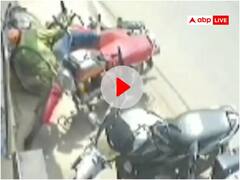 बाइक पर चलते- चलते रुक गईं सांसें, युवक की हार्ट अटैक से मौत, देखें वीडियो