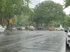 आज दिल्ली में गरज के साथ बारिश की आशंका, जानें 23 जून तक कैसा रहेगा मौसम 