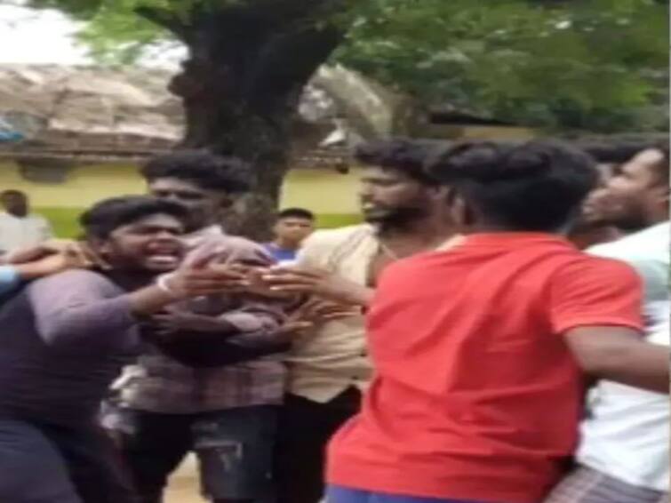 Tiruvannamalai Refusal to enter a temple near Tiruvannamalai Terrible clash over Facebook video TNN Crime: திருவண்ணாமலை அருகே கோயிலுக்குள் செல்ல அனுமதி மறுப்பு -   2 பேரின் முகநூல் பதிவால் பயங்கர மோதல்