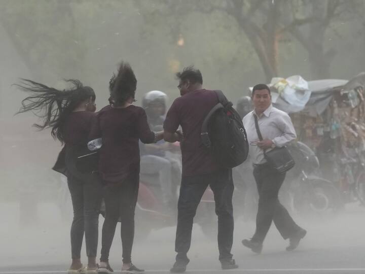 Weather Update Today 19 june Delhi IMD Forecast rain East north and south delhi ka mausam Delhi Weather Update: दिल्ली में बूंदबांदी से मौसम हुआ सुहाना, गर्मी से मिली राहत, जानें आज कैसा रहेगा मौसम 