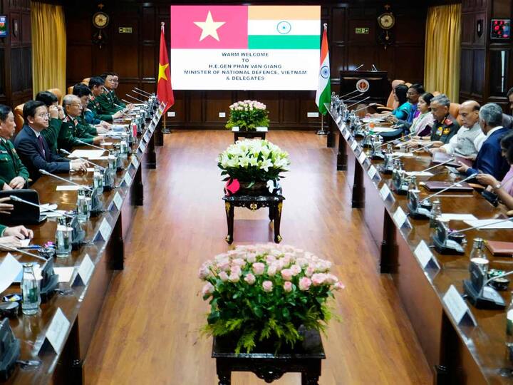 Senior officials, who were present in the meeting in Delhi, included Chief of Defence Staff General Anil Chauhan and other top officials from the Ministry of Defence. Giang’s visit comes amid the increasing focus on further boosting bilateral defence ties and reviewing the situation in the South China Sea. (Source: PTI)