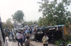 Nanded : सिताखांडी घाटात टॅम्पो व मॅजिकचा भीषण अपघात; 4 जणांचा मृत्यू 