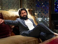 Yash Net Worth: पिता चलाते हैं बस और खुद कमाते थे 100 रुपए, आज करोड़ों की संपत्ति के मालिक हैं ‘केजीएफ’ के यश