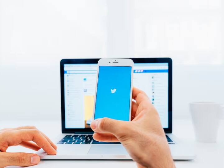 Twitter पर इंस्टाग्राम की तरह लाइव हुआ ये फीचर, आपको जरूर आएगा पसंद Elon musk Twitter roles out Highlighted tweets feature here is how to use Twitter पर इंस्टाग्राम की तरह लाइव हुआ ये फीचर, आपको जरूर आएगा पसंद