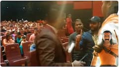 Adipurush Stopped at Nalasopara : ప్రభాస్ సినిమాను అడ్డుకున్న హిందూ సంఘాలు | ABP Desam