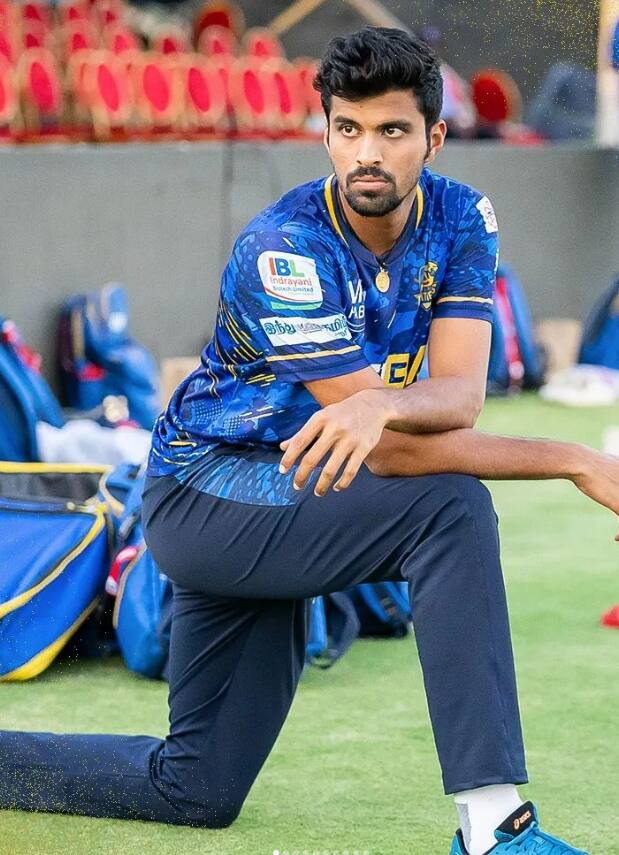 டி.என்.பி.எல் 7வது சீசன் திண்டுக்கல் நத்தம் என்.பி.ஆர் இன்ஜினியரிங் கல்லூரியில் மைதானத்தில் நடந்து வருகிறது. நேற்று 8வது போட்டியாக திண்டுக்கல் டிராகன்ஸ்கும் சீசெம் மதுரை பாந்தர்ஸ்கும் போட்டி நடைபெற்றது.