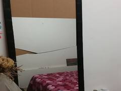 Vastu Tips for broken Mirror: ભૂલથી પણ ઘરમાં ન રાખો તૂટેલો કાચ, તૂટી શકે છે દુખોનો પહાડ