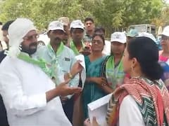 బీఆర్ఎస్ ఎమ్మెల్యేను నిలదీసిన కుమార్తె, మీడియా ముందే - కన్నీళ్లు పెట్టుకున్న ముత్తిరెడ్డి