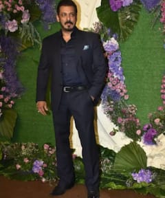 Karan Deol And Drisha Acharya Wedding Reception Photos : करण-द्रिशाच्या रिसेप्शन पार्टीला बॉलिवूडकरांची मांदियाळी; 'या' कलाकारांनी लावली हजेरी