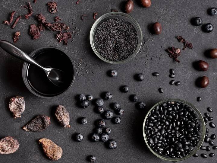 How adding chia seeds to your coffee could give your morning ... कॉफी में चिया सीड्स मिलाकर पीने के ये हैं फायदे, बस 5 दिन में दिखेंगे ये जादुई बदलाव