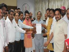 मंत्री प्रेमसाय सिंह से मिलने के बाद कर्मचारियों का हड़ताल खत्म, किसानों के हित में काम करने का फैसला