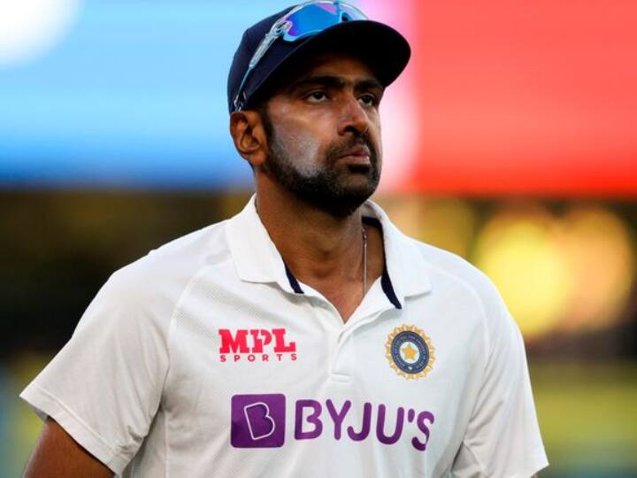 IND vs WI 1st Test Ravichandran Ashwin Creates History Surpassed Anil Kumble Most Bowled Wickets in test Cricket IND vs WI, 1st Test : दांड्या गुल करण्यात अश्विनचा नाद खुळा, कपिल देवला टाकले मागे