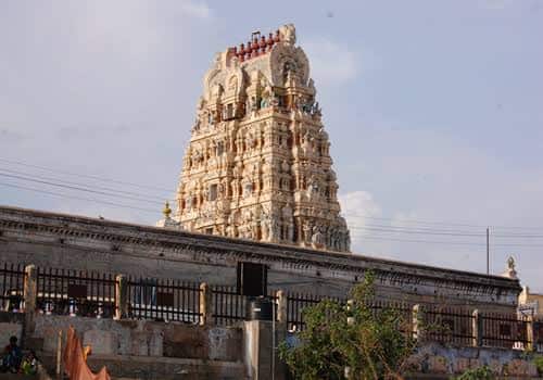 இங்குதான் இறைவன் அரசன் தர்மசேனனின் மகள் வசுமதியைத் திருக்கல்யாணம் செய்து கொண்டதாகக் கூறப்படுகிறது.