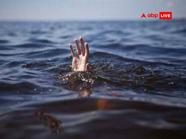 Three children died due to drowning in a pond while taking a bath in Aurangabad ann Bihar News: औरंगाबाद में नहाने के दौरान तालाब में डूबने से तीन बच्चों की हुई मौत, एक ही परिवार के थे सभी मासूम