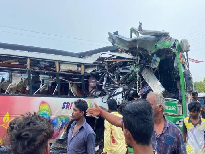 Accident: பண்ருட்டியில் பயங்கரம்... நேருக்கு நேர் மோதிக்கொண்ட தனியார் பேருந்துகள் - 4 பயணிகள் உயிரிழப்பு private buses accident each other 4 passengers death panrutti cuddalore district Accident: பண்ருட்டியில் பயங்கரம்... நேருக்கு நேர் மோதிக்கொண்ட தனியார் பேருந்துகள் - 4 பயணிகள் உயிரிழப்பு