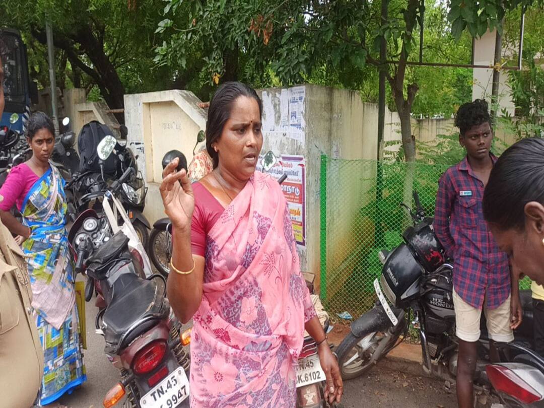 Trichy: வாரிசு சான்றிதழ் வாங்கி தருவதாக ஏமாற்றிய சமூக ஆர்வலர் -  திருச்சியில்  பெண் தீக்குளிக்க முயற்சி