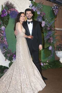 Karan-Drisha Wedding Reception: Bollywood Celebs Make It A Star Studded Event | See PICS