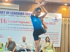 Kota: योग मुद्राएं देख लोग हुए दंग, संतुलन, स्थिरता और कंट्रोल का अदभुत प्रदर्शन, देखें तस्वीरें