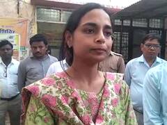 श्रावस्ती: इकौना अस्पताल का डीएम ने किया औचक निरीक्षण, अव्यवस्था देख आया गुस्सा, लगाई क्लास