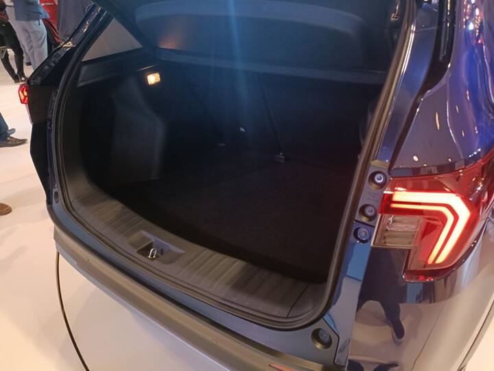 Boot is huge at 458l and way better than competitors and will swallow all of the luggage. (Photo: Somnath Chatterjee)