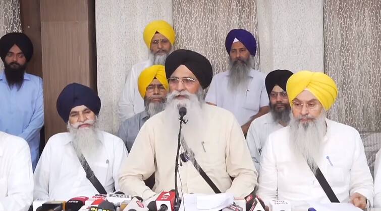 SGPC rejects amendment to Sikh Gurdwara Act says punjab government targets sikh religion After 103 years SGPC rejects Sikh Gurdwara Amendment Bill: 103 ਸਾਲਾਂ ਬਾਅਦ ਕੌਮ 'ਤੇ ਮਾਨ ਸਰਕਾਰ ਨੇ ਕੀਤਾ ਹਮਲਾ, ਸਿੱਖ ਇਤਿਹਾਸ 'ਚ ਕਾਲਾ ਦਿਨ, 26 ਨੂੰ ਸੱਦਿਆ ਇਜਲਾਸ