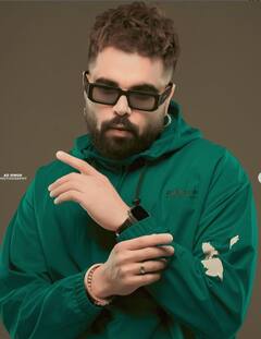 Punjabi Singer Ninja: ਪੰਜਾਬੀ ਗਾਇਕ ਨਿੰਜਾ ਦਾ ਨਵਾਂ ਲੁੱਕ ਚਰਚਾ 'ਚ, ਫੈਨਜ਼ ਨੇ ਰੈਪਰ ਬਾਦਸ਼ਾਹ ਨਾਲ ਕੀਤਾ Compare