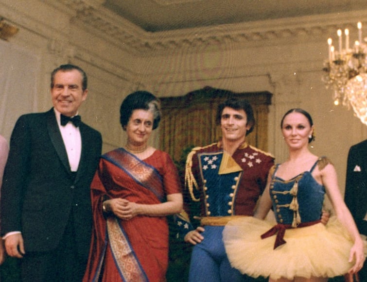 US President wanted to dance with Indira after dinner, know what the answer was from Tapak