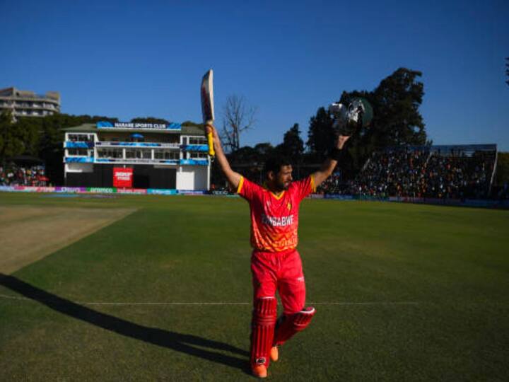 While chasing 316 runs, Sikandar smashed 8 sixes and 6 fours as his team completed the task in 40.5 overs. (Getty)