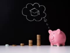 Education Loan: हायर एजुकेशन के लिए लेना चाहते हैं लोन? आपको ये सब चीजें जान लेनी चाहिए