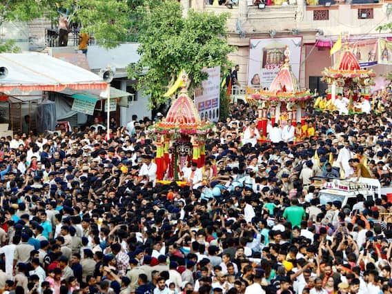 Rath Yatra Of Lord Jagannath Devotees Celebrate Festival Puri Ahmedabad ...