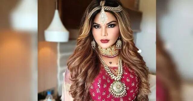 Rakhi Sawant's Divorce Finale, Actress Celebrated Wearing Red Panetar, Watch Video Rakhi Sawantના છૂટાછેડા થયા ફાઇનલ, એક્ટ્રેસે લાલ પાનેતર પહેરીને કરી ઉજવણી, જુઓ વીડિયો