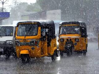 moderate rain is very likely in 17 districts of tamilnadu for next 3 hours Rain Alert: மக்களே குடையோடு ரெடியா இருங்க...அடுத்த 3 மணி நேரத்திற்கு 17 மாவட்டங்களில் மழைக்கு வாய்ப்பு...!