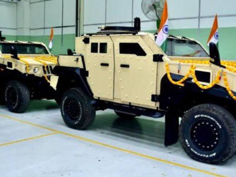 Mahindra Armored strength of the Indian Army will increase  Mahindra has started delivery of the special vehicle Armado Mahindra Armored:  भारतीय सैन्याची ताकद वाढणार, महिंद्राने सुरू केली ‘आर्मडो’ या खास वाहनाची डिलिव्हरी