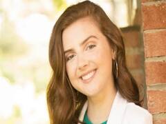 US College Intern Flies To Work Every Week To Save Rent Money