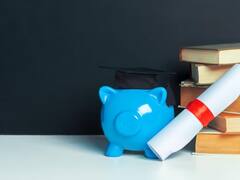 Education Loan: हायर एजुकेशन के लिए लेना चाहते हैं लोन? आपको ये सब चीजें जान लेनी चाहिए