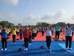 International Yoga day : पुण्यात 5000 विद्यार्थ्यांनी साजरा केला आंतरराष्ट्रीय योग दिन