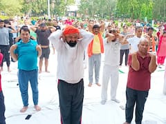 Yoga Day 2023: बिहार में BJP नेताओं के साथ आम लोगों ने भी किया योग, तस्वीरों में देखें झलक