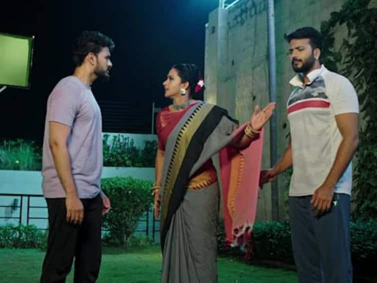 Akhil wants reveal his love infront of his mom in Krishnamma kalipindi iddarini June 21th serial episode Krishnamma kalipindi iddarini June 21th: సునందను అయోమయ పరిస్థితిలో ఇరికించిన భవాని-తన ప్రేమ విషయం బయట పెట్టడానికి సిద్ధమైన ఆదిత్య?