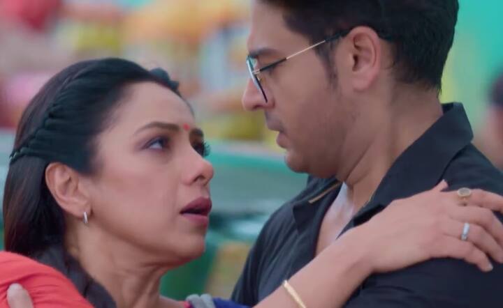 ਅਨੁਪਮਾ ਸ਼ੋਅ ਵਿੱਚ ਅਨੁਪਮਾ ਜਲਦੀ ਹੀ ਅਮਰੀਕਾ ਲਈ ਰਵਾਨਾ ਹੋਵੇਗੀ। ਅਜਿਹੇ 'ਚ ਪਾਖੀ ਨੇ ਆਪਣੀ ਮਾਂ ਲਈ ਵਿਦਾਇਗੀ ਪਾਰਟੀ ਦਾ ਪ੍ਰਬੰਧ ਕੀਤਾ ਹੈ, ਉਹ ਵੀ ਅਨੁਜ ਦੇ ਘਰ। ਅਜਿਹੇ 'ਚ ਆਉਣ ਵਾਲੇ ਐਪੀਸੋਡ 'ਚ ਕਾਫੀ ਰੋਮਾਂਸ, ਕਾਫੀ ਸਸਪੈਂਸ ਅਤੇ ਡਰਾਮਾ ਹੋਣ ਵਾਲਾ ਹੈ।