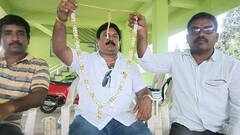 Silver Garland For Pawan Kalyan : జనసేనాని కోసం వెండిపూల దండ చేయించిన వీరాభిమాని | ABP Desam