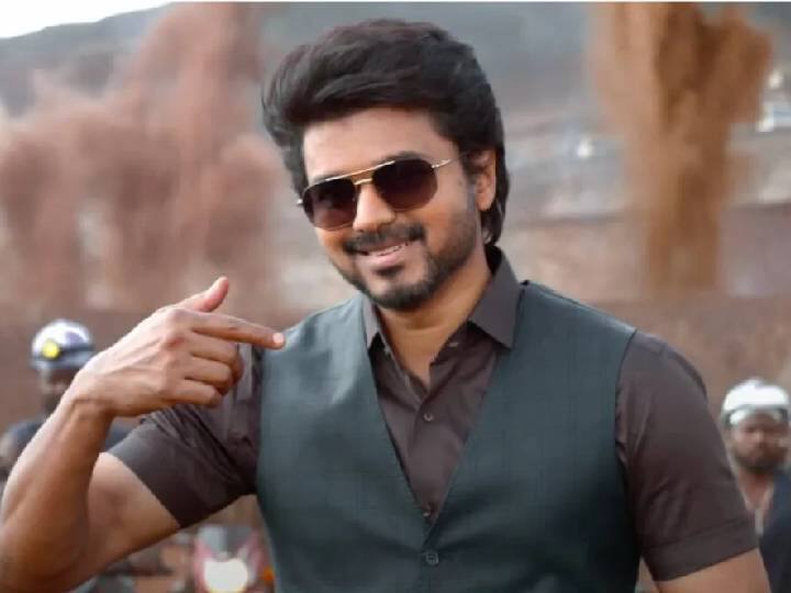 Actor Vijay's Blockbuster Movies re release for his Birthday Celebration Vijay Birthday: களைகட்டும் விஜய் பிறந்தநாள் கொண்டாட்டம்.. ரி-ரிலீஸ் ஆகும் கிளாஸிக் படங்கள்.. என்னென்ன தெரியுமா?